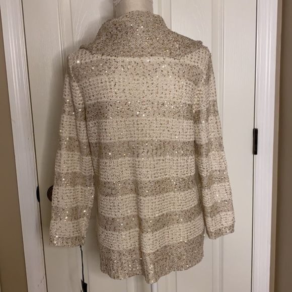 Nue Options Cowl Neck Sweater - Picture 4 of 7